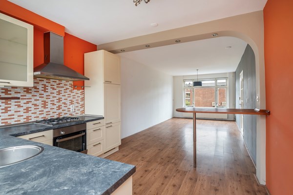 Medium property photo - Richard Holstraat 97, 3131 EN Vlaardingen